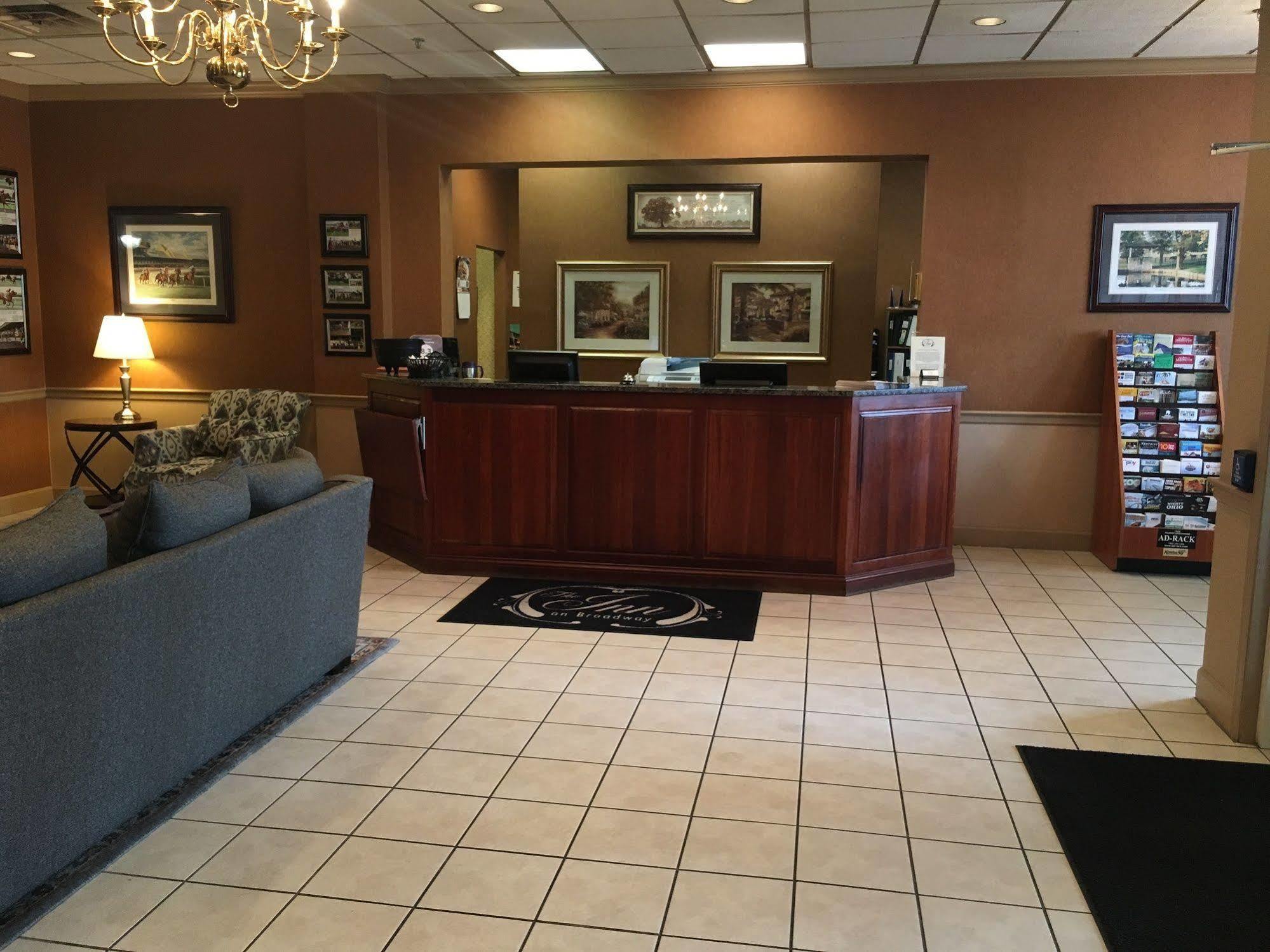 Inn On Broadway Downtown/Keeneland/Medical Center Lexington Ngoại thất bức ảnh